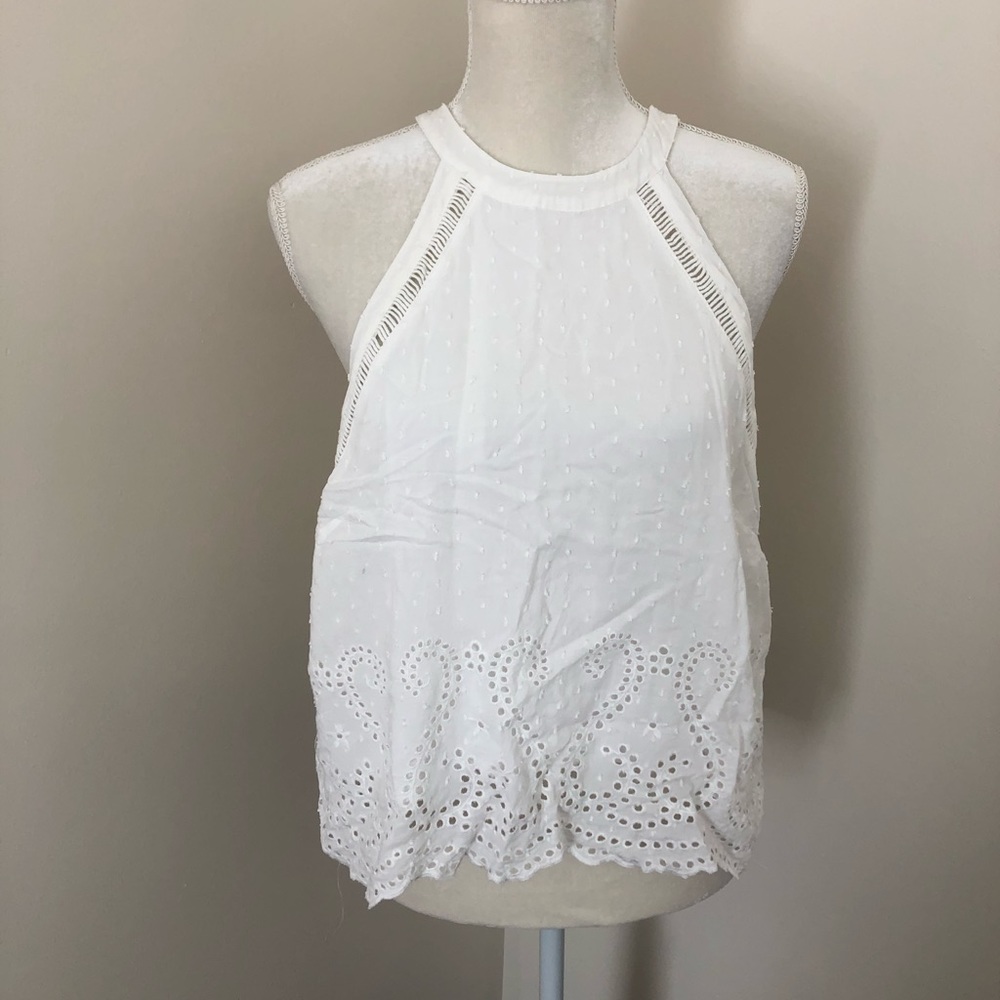Adorable white Mossimo Tank
